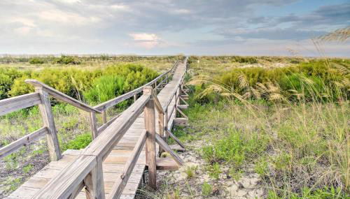 Oceanfront St Helena Island Condo with Beach Access! - Foto 2