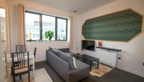 Ideal for groups - Lovely 2 Bedroom Apartment - Free Parking, Transit links, Close to Stadiums - Foto 1