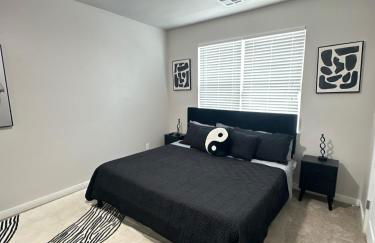 Luxury 3BR Townhome Stay - Foto 19