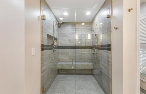 Hoosier Estate - Steps to IU - Photo 4