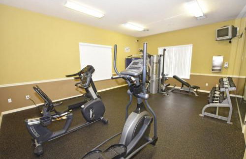 Lakeside 4-bed Pool Home At Villa Sol 4 Bedroom Home by Redawning - Foto 50