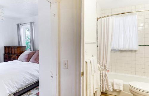 1 Mi to Needham Center Square Pet-Friendly Apt! - Foto 16