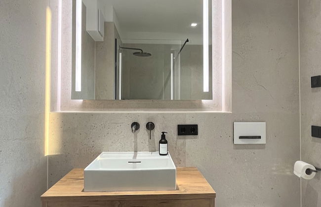 Mikes Apartments Munich - Photo 38