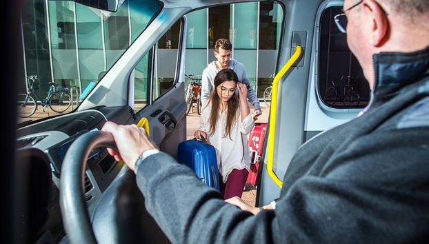 Private arrival transfer from Alicante Airport to Benidorm (hotel or address) - Photo 3