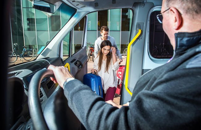 Private arrival transfer from Alicante Airport to Benidorm (hotel or address) - Photo 3