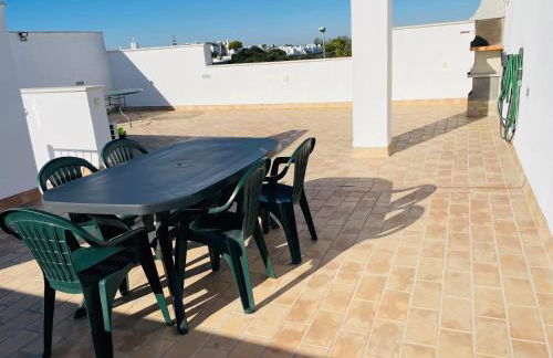 Ático Premium Conil con 2 terrazas, parking, piscina, Aire Ac y WIFI -SOLO FAMILIAS Y PAREJAS- - Foto 23