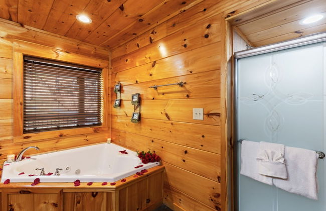 Whispering Pines Retreat By Ghosal Luxury Lodging - Foto 25