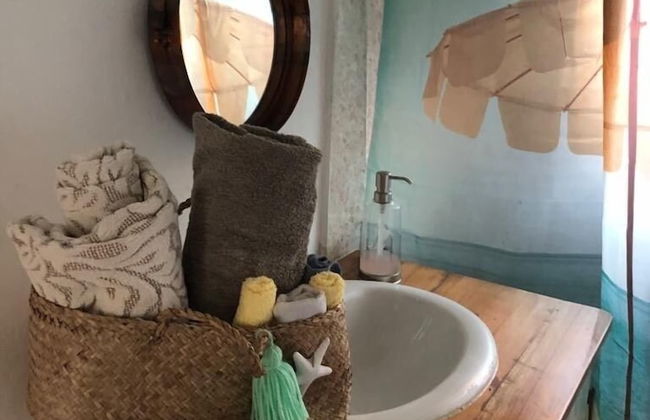 Seacret Studios - Cozy Jamaican Retreat Apts by RedAwning - Photo 4