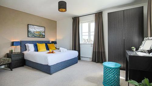 Premium 4 large double bed townhouse in Bicester, next to Bicester Village - Foto 2