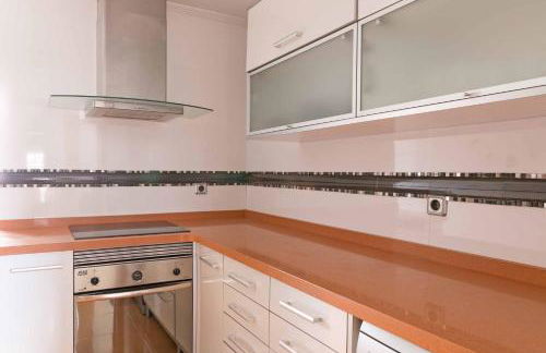 Attic Valencia Beach - Photo 20