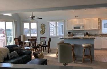 Oceanside Beach Badges Wifi Ocean Views From The Decks! 5Th From The Beach Surf City 14016 - Foto 28