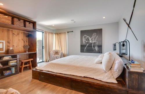 Malibu Retreat with Balcony and Mountain Views - Foto 13