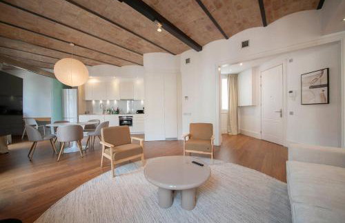 You Stylish Uptown Barcelona Apartments - Photo 9
