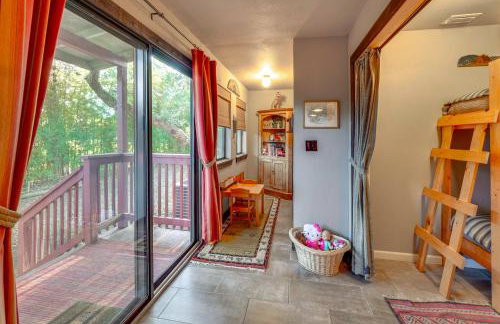 Peaceful Helotes Cabin Fire Pit, 9 Mi to Old Town - Foto 15