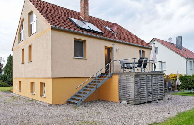 Snug Apartment in Kalkhorst with Terrace near City Center - Foto 37