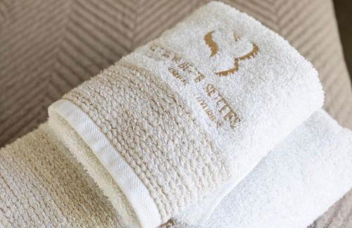 SKYROS BLUE SUITES - Photo 28