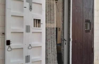 Suite Independiente de 45 m2 con Bañera en Pleno Casco Viejo - Photo 9