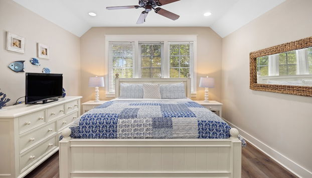 2465 Bungalo 4 Bedroom Home by RedAwning - Foto 4, Habitación