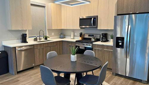 Sleek Style 3BR Haven - Free Parking - Ashland 2N - Foto 3