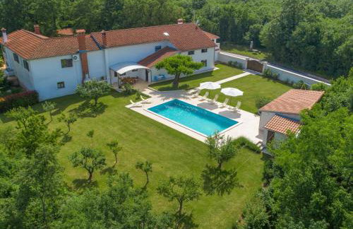 Holiday Home Tijan by Interhome - Photo 5