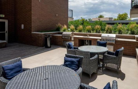 Deluxe Central 1BR 1BA Pool,Hot Tub,Gym,Parking - Foto 37