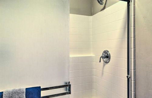 3 Mi to Dtwn Show Low Retreat with 2 Decks - Photo 15