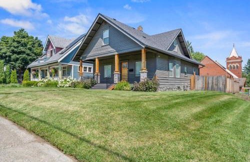 South Perry Dist Fenced Yard & Hot tub - Foto 1