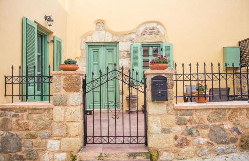 Traditional Stonehouse In Kalithies Village - Photo 4