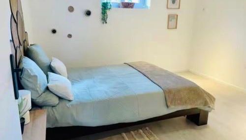 Logement jacuzzi privatif 5km du centre ville - Foto 2