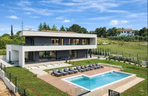 Villa de la Vie with Heated Swimming Pool - Foto 1