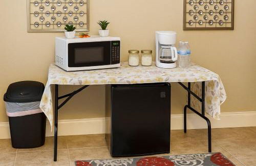 Private Pet-Friendly 2BR Suite with Movie Theater & Pond View and Access - Foto 9