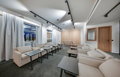 Nomads Lux Studios & Business Center - Photo 37