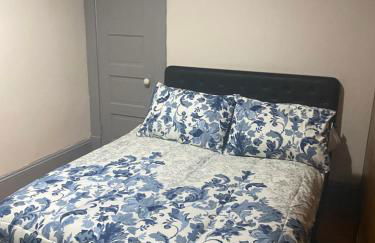 Casa localizada muy cerca del estadio, 8 minutos del centro y muchos lugares mas, No se permiten fiestas , o fumar - Foto 14