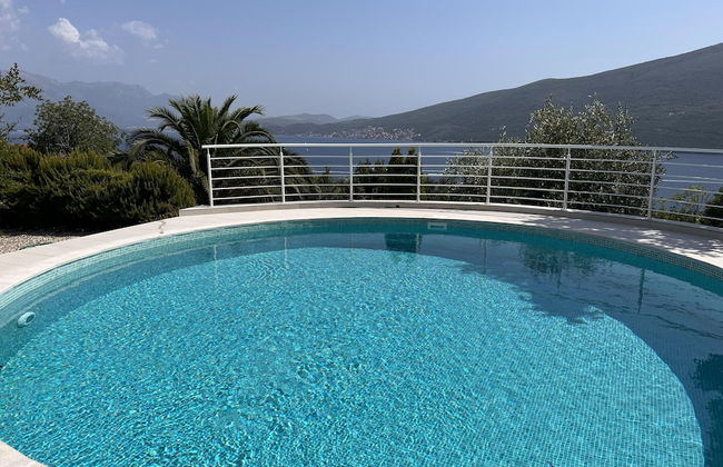 Remarkable 4-bed Villa in Denovici - Foto 8