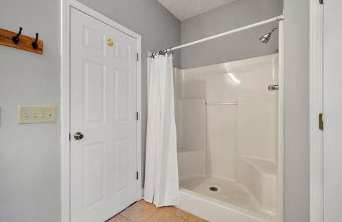 Lakeview with Dock and king bed Gainesville - Foto 43