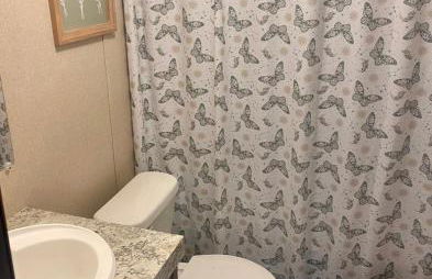 Private Cozy Hideaway with Deck Escape Austin 35mi - Photo 13