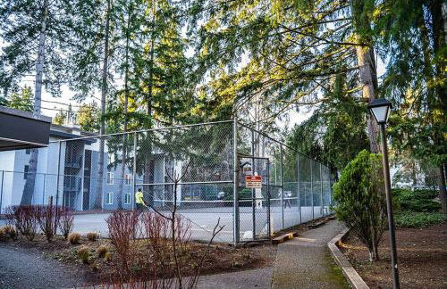 Condo with king bed, walk to Microsoft & park - Foto 19