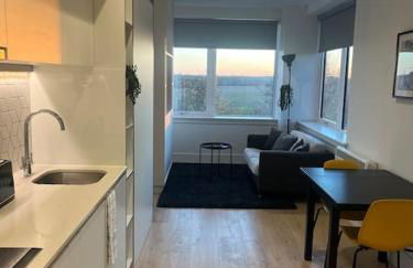 Voyager Haus Apartments, EV Charging Stations, London Heathrow Airport, LHR, Terminal 4, RE-Energise & GO - Foto 47