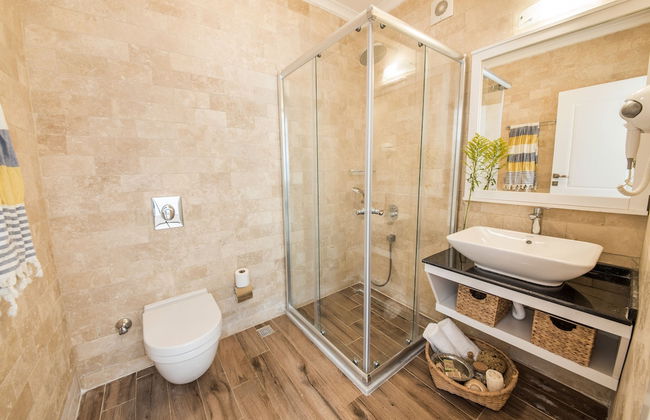 Cedrus Suites - Photo 69