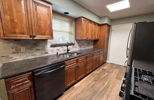 FIFA - Perfect! Spacious 4-Bedroom Whole House Retreat - Foto 5