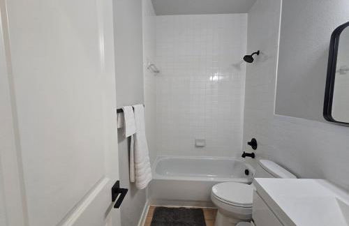 Renovated 4BR 6 Bed 3 and a half Bath Near DFW Airport - Foto 26