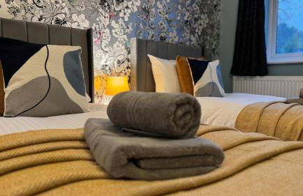 Stylish 2 Bedroom Apartment With 2 Bathrooms and Free Gated Parking - Foto 23