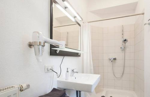 Exclusive 2-room souterrain apartment - Foto 13