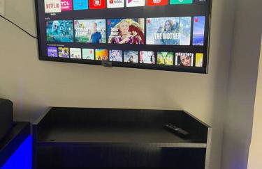 Confortável loft 4,ar, Wi-Fi, TV, 400m UNIG - Foto 36