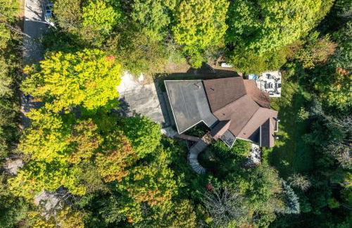 Modern Home Walk to Downtown, Hot Tub & GameRoom - Foto 59