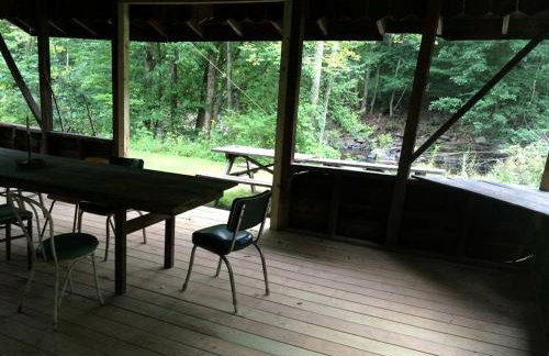 Romantic Mountain Cabin with Stunning Views in Ulster County, New York - Foto 23