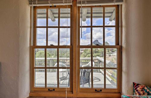 Hike and Relax Prescott Studio with Thumb Butte Views - Foto 12