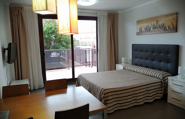 Aparthotel El Faro - Foto 7