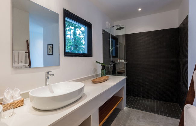 Villa Thansamaay by Elite Havens - Photo 17