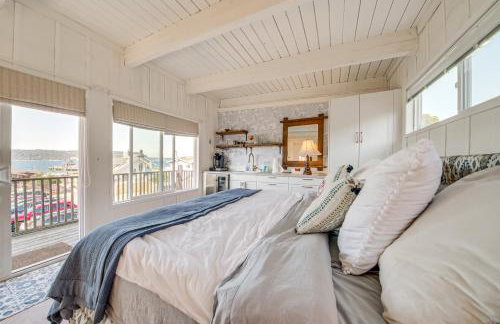 Sun-Soaked Sandy Point Haven with Beach Access! - Foto 15